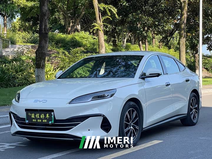 BYD 06 DM-i 80KMPremium Version - автомобиль из Китая