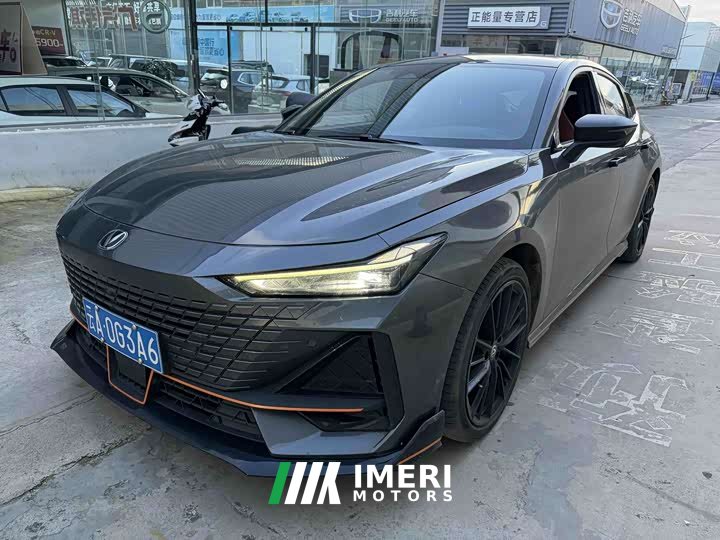Changan UNI-V 1.5T Edition - автомобиль из Китая