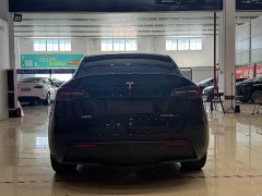 Tesla Model Y Edition - фото 5