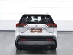 Toyota RAV4 2.0L CVT2WDPremium Edition - фото 4