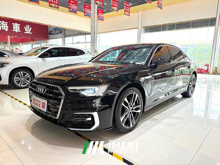 Audi A6L 40 TFSI Luxury Version - автомобиль из Китая