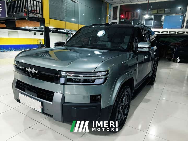 7 190KMAWDUltra Edition - автомобиль из Китая
