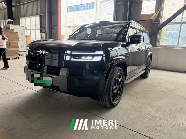 7 190KMAWDUltra Edition - автомобиль из Китая