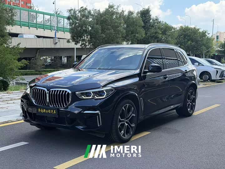 BMW X5 xDrive 40Li Deluxe VersionM - автомобиль из Китая