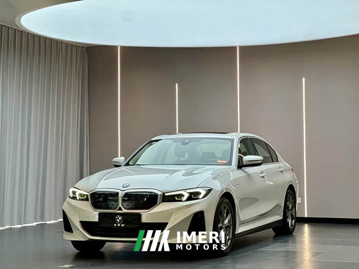 BMW i3 eDrive 35 L - автомобиль из Китая