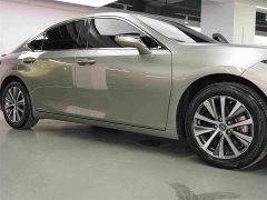 Lexus ES 300h Edition - фото 14