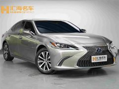 Lexus ES 300h Edition - фото 3