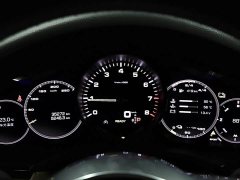 Porsche Cayenne E-Hybrid 2.0T - фото 9
