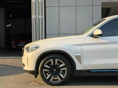 BMW iX3 facelift leading - фото 3