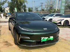 Geely 8 130km EM-i Premium Edition - фото 2