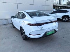 BYD Qin PLUS DM-i 210KM aggressive - фото 5