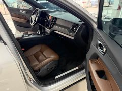 Volvo XC60 2022 B5 AWD Luxury Edition - фото 7