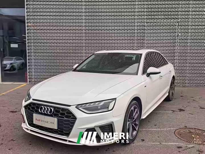 Audi A4L 40 TFSI Fashionable and Dynamic - автомобиль из Китая