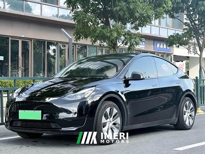 Tesla Model Y Edition - автомобиль из Китая