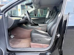 Tesla Model Y Edition - фото 4