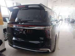 Hongqi HQ9 PHEV 2.0T AWDBusiness Edition - фото 6