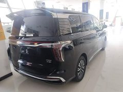 Hongqi HQ9 PHEV 2.0T AWDBusiness Edition - фото 7