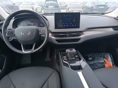 Hongqi E-QM5 Edition - фото 14