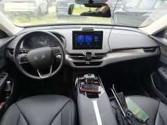 Hongqi E-QM5 Edition - фото 14