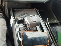 Hongqi E-QM5 Edition - фото 19