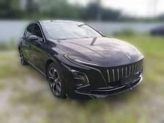 Hongqi E-QM5 Edition - фото 6