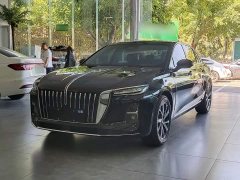Hongqi H5 PHEV 170 Edition - фото 1