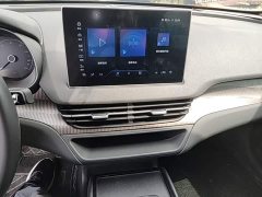 Hongqi E-QM5 Edition - фото 18