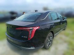 Hongqi E-QM5 Edition - фото 10