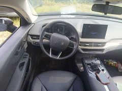 Hongqi E-QM5 Edition - фото 15