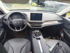 Hongqi E-QM5 Edition - фото 14