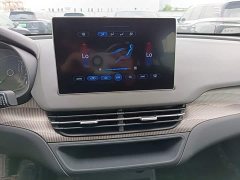 Hongqi E-QM5 Edition - фото 18