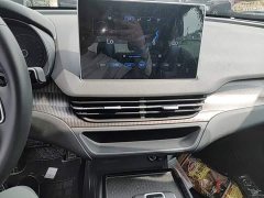 Hongqi E-QM5 Edition - фото 18