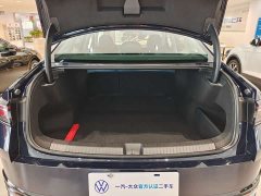 Volkswagen 380TSI DSG Edition - фото 10