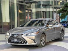 Lexus ES 300h Edition - фото 1