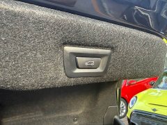 BMW i5 eDrive 35L M - фото 7
