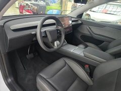 Tesla Model Y Edition - фото 7