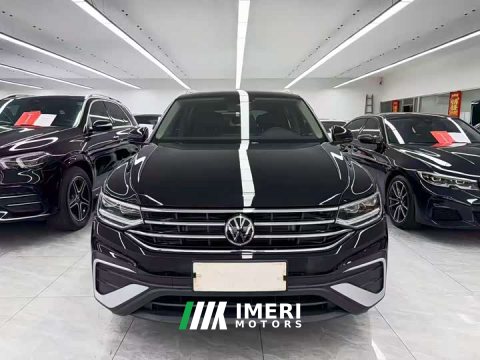 2022 L 2022 Model 330TSI 2WDSmart Edition - автомобиль из Китая