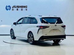2.5LPHEV PremiumPLUS Edition - фото 4