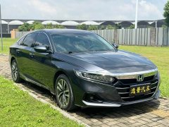 PHEV 2.0L Edition - фото 3