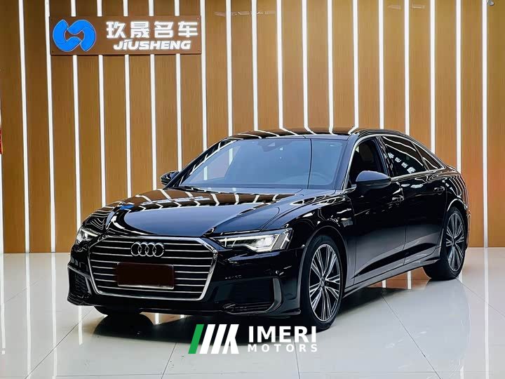 Audi A6L 45 TFSI quattro Version - автомобиль из Китая