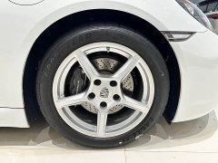 Porsche 718 Boxster 2.0T - фото 19