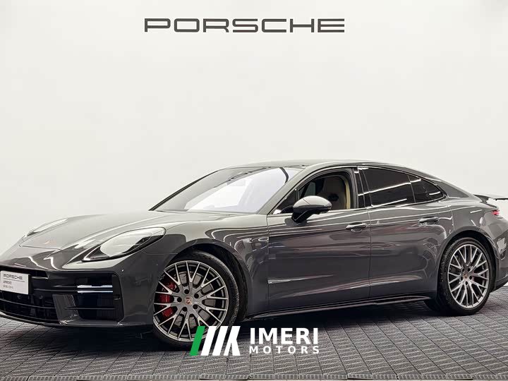 Porsche Panamera GTS 4.0T