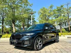 BMW X5 xDrive 30Li Deluxe VersionM - фото 1