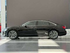 Audi A6L 55 TFSI quattro Deluxe Version - фото 4