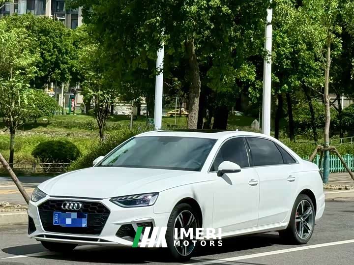 Audi A4L 40 TFSI Fashion Version - автомобиль из Китая