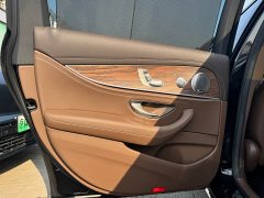 Mercedes-Benz E 300 L Luxury Version - фото 17