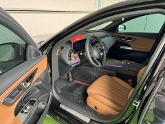 Mercedes-Benz E 300 L Fashion Version - фото 4