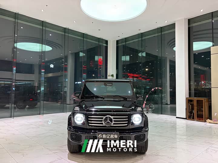 Mercedes-Benz G 500