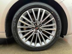 Hongqi H9 2.0T Edition - фото 12