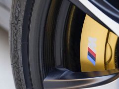 BMW M4 GTS - фото 9